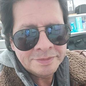 Meet your Posher, Giovanni